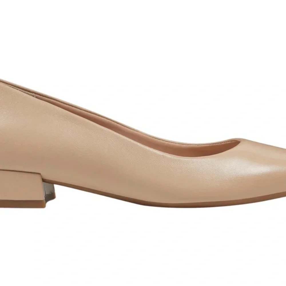 Easy Spirit Women's Caldise eFlex Slip-On Low Heel Pumps size 12